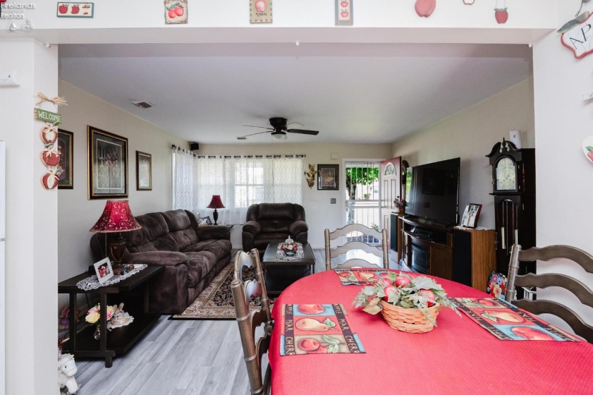 1445 Wamajo Drive, Sandusky, 44870, 3 Bedrooms Bedrooms, ,1 BathroomBathrooms,Residential,For Sale,Wamajo,20262091