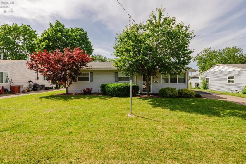 1445 Wamajo Drive, Sandusky, 44870, 3 Bedrooms Bedrooms, ,1 BathroomBathrooms,Residential,For Sale,Wamajo,20262091