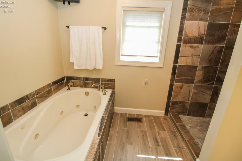 210 Spring Street, Castalia, 44824, 4 Bedrooms Bedrooms, ,3 BathroomsBathrooms,Residential,For Sale,Spring,20262052