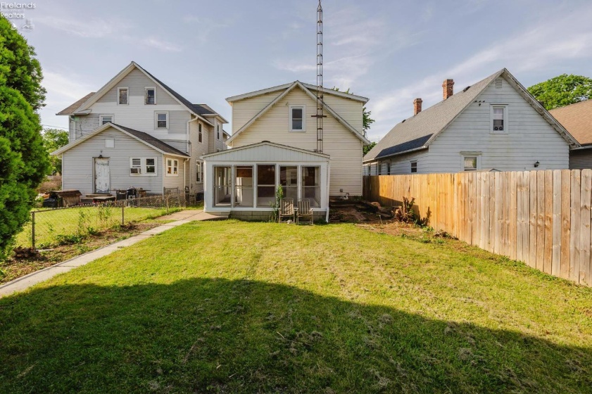 1316 Osborne Street, Sandusky, 44870, 4 Bedrooms Bedrooms, ,2 BathroomsBathrooms,Residential,For Sale,Osborne,20262107