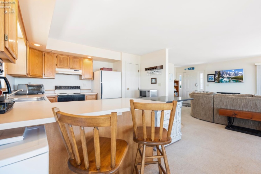 2311 Sand Road, Port Clinton, 43452, 3 Bedrooms Bedrooms, ,2 BathroomsBathrooms,Residential,For Sale,Sand,20262054