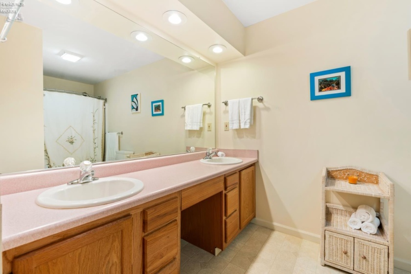 2311 Sand Road, Port Clinton, 43452, 3 Bedrooms Bedrooms, ,2 BathroomsBathrooms,Residential,For Sale,Sand,20262054