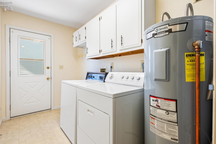 2311 Sand Road, Port Clinton, 43452, 3 Bedrooms Bedrooms, ,2 BathroomsBathrooms,Residential,For Sale,Sand,20262054