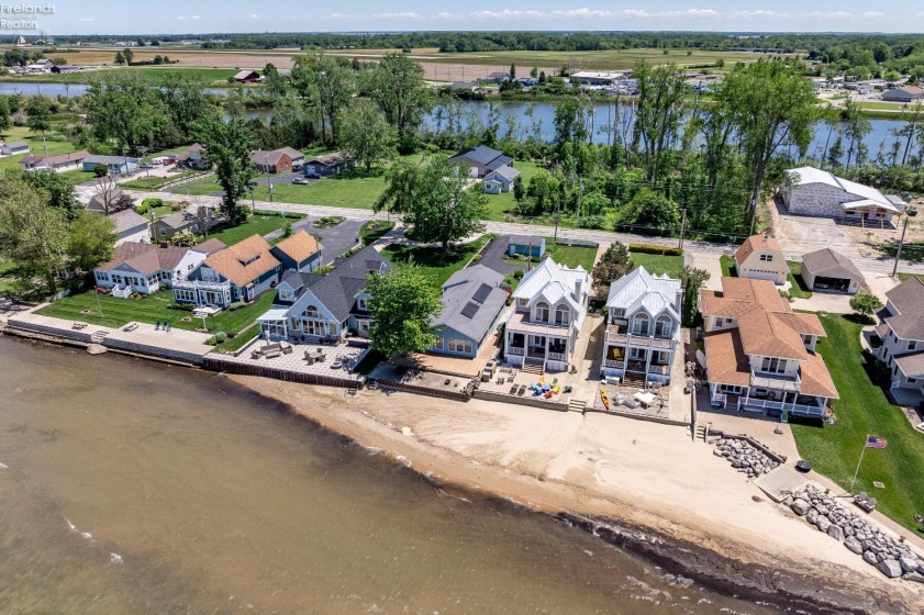 2311 Sand Road, Port Clinton, 43452, 3 Bedrooms Bedrooms, ,2 BathroomsBathrooms,Residential,For Sale,Sand,20262054
