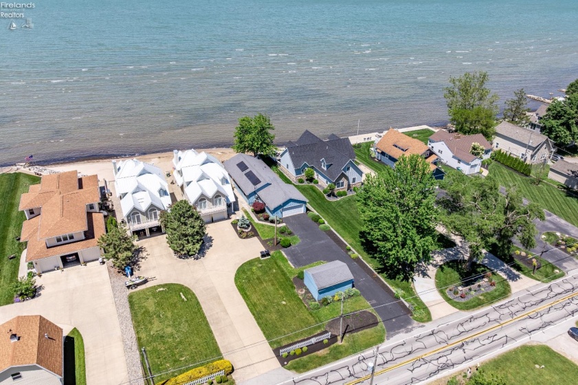 2311 Sand Road, Port Clinton, 43452, 3 Bedrooms Bedrooms, ,2 BathroomsBathrooms,Residential,For Sale,Sand,20262054
