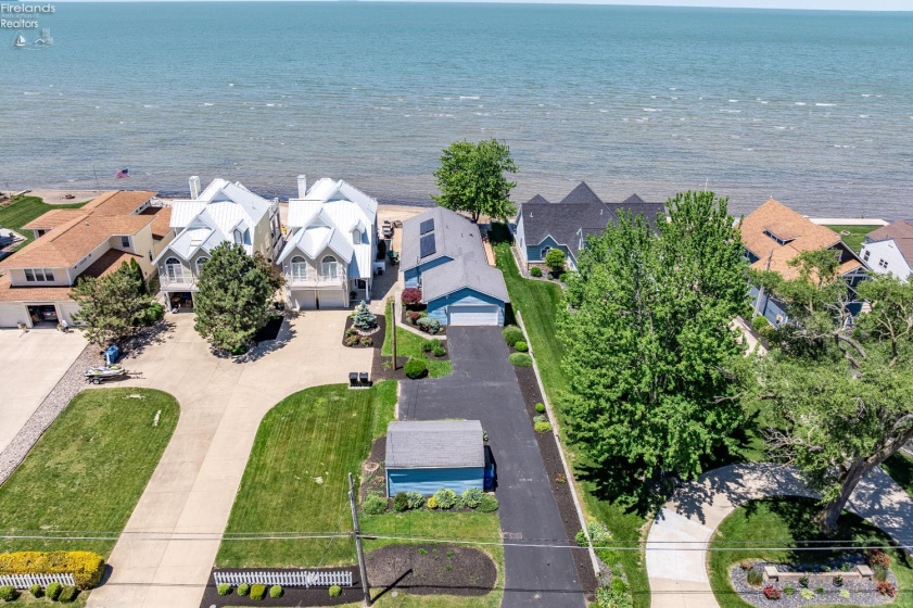 2311 Sand Road, Port Clinton, 43452, 3 Bedrooms Bedrooms, ,2 BathroomsBathrooms,Residential,For Sale,Sand,20262054