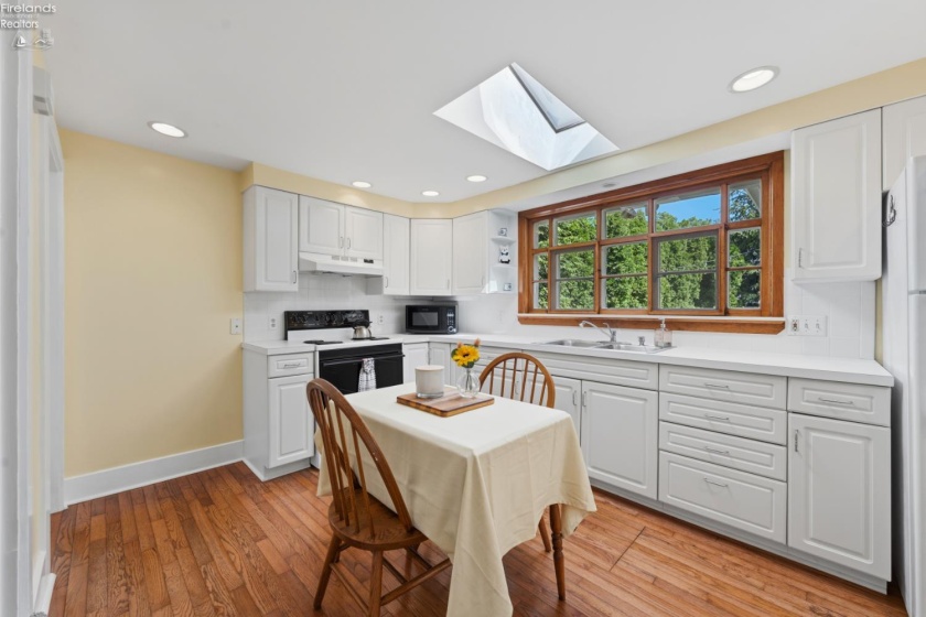 806 Church Street, Lakeside, 43440, 3 Bedrooms Bedrooms, ,1 BathroomBathrooms,Residential,For Sale,Church,20262053