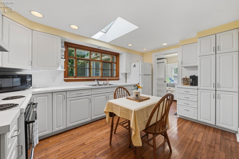 806 Church Street, Lakeside, 43440, 3 Bedrooms Bedrooms, ,1 BathroomBathrooms,Residential,For Sale,Church,20262053