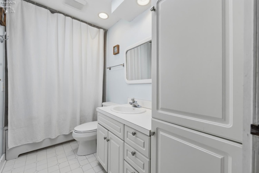 806 Church Street, Lakeside, 43440, 3 Bedrooms Bedrooms, ,1 BathroomBathrooms,Residential,For Sale,Church,20262053