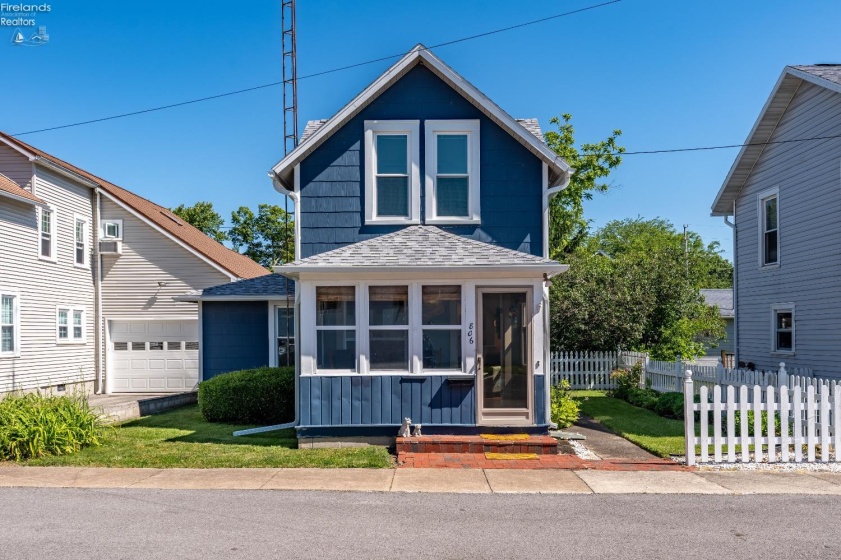 806 Church Street, Lakeside, 43440, 3 Bedrooms Bedrooms, ,1 BathroomBathrooms,Residential,For Sale,Church,20262053