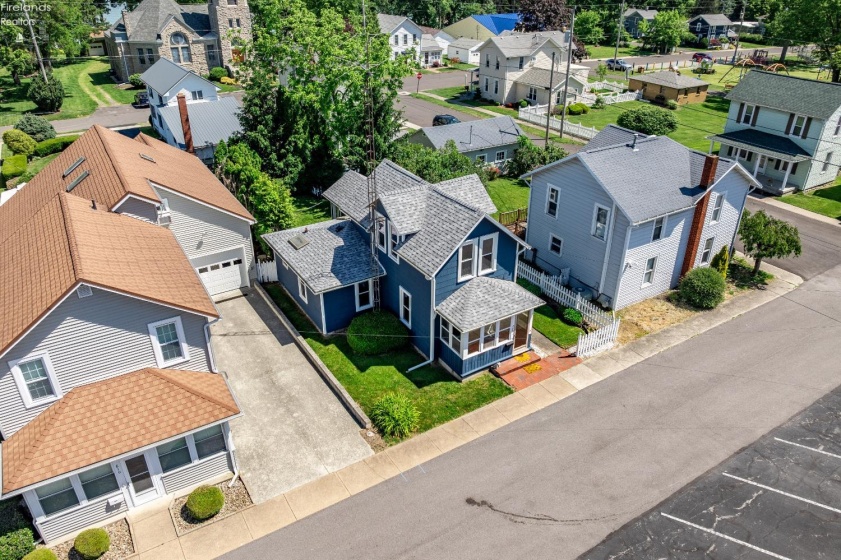 806 Church Street, Lakeside, 43440, 3 Bedrooms Bedrooms, ,1 BathroomBathrooms,Residential,For Sale,Church,20262053