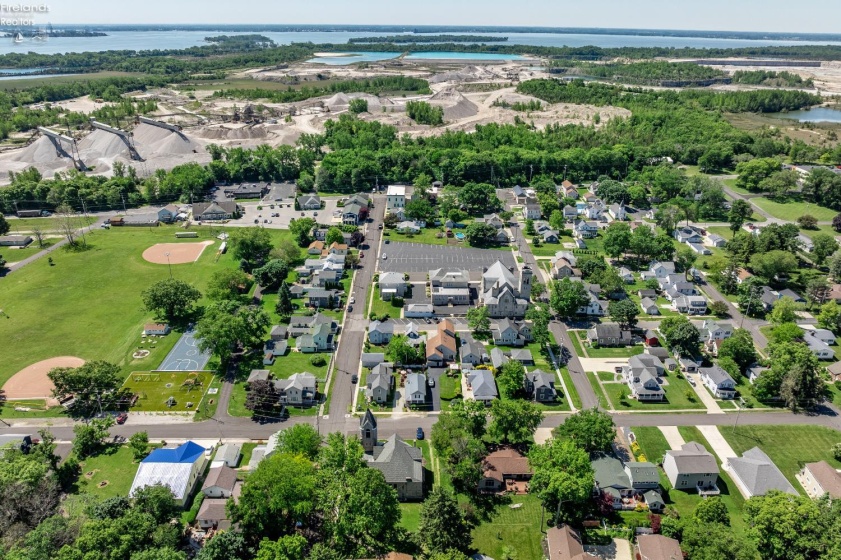 806 Church Street, Lakeside, 43440, 3 Bedrooms Bedrooms, ,1 BathroomBathrooms,Residential,For Sale,Church,20262053