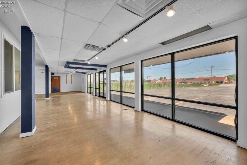 940 Catawba Road, Port Clinton, 43452, ,Commercial,For Sale,Catawba,20262070