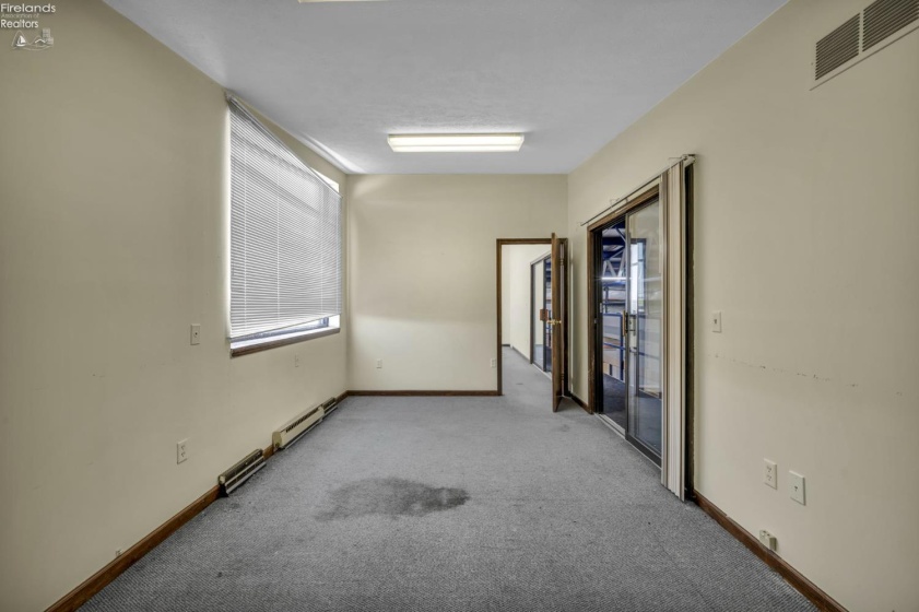 940 Catawba Road, Port Clinton, 43452, ,Commercial,For Sale,Catawba,20262070