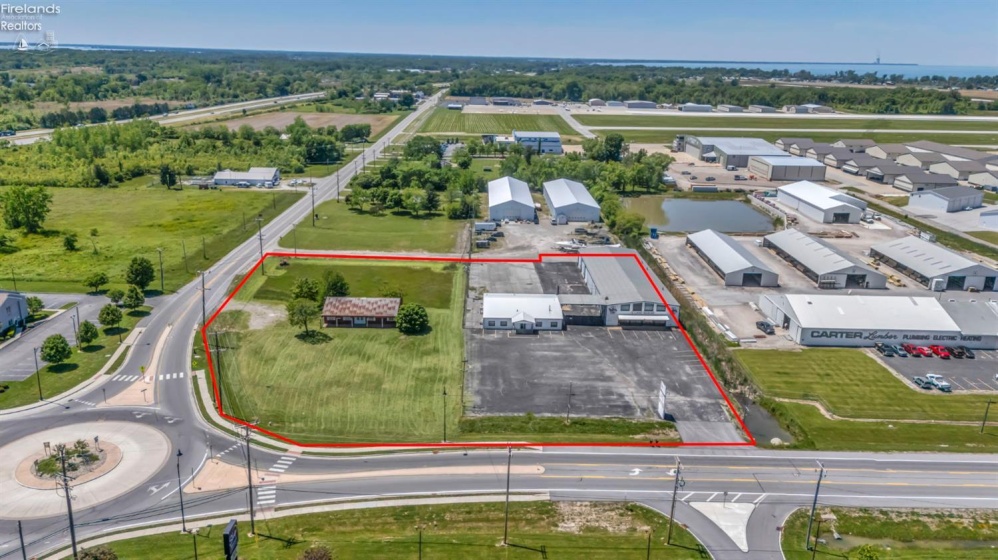 940 Catawba Road, Port Clinton, 43452, ,Commercial,For Sale,Catawba,20262070