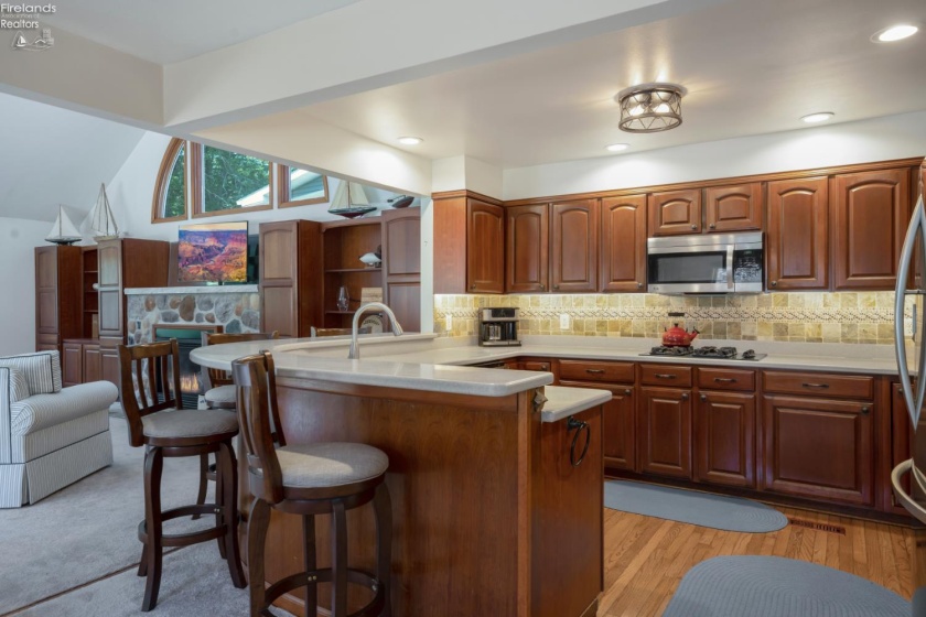 836 Cedar Road, Port Clinton, 43452, 3 Bedrooms Bedrooms, ,2 BathroomsBathrooms,Residential,For Sale,Cedar,20262116