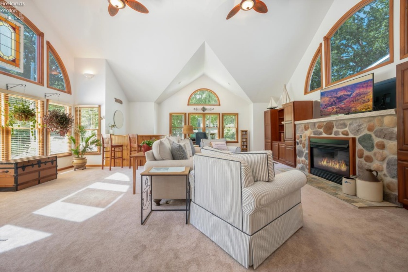 836 Cedar Road, Port Clinton, 43452, 3 Bedrooms Bedrooms, ,2 BathroomsBathrooms,Residential,For Sale,Cedar,20262116