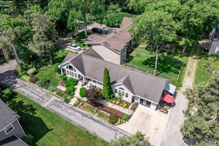 836 Cedar Road, Port Clinton, 43452, 3 Bedrooms Bedrooms, ,2 BathroomsBathrooms,Residential,For Sale,Cedar,20262116