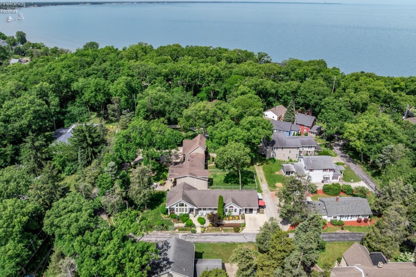 836 Cedar Road, Port Clinton, 43452, 3 Bedrooms Bedrooms, ,2 BathroomsBathrooms,Residential,For Sale,Cedar,20262116