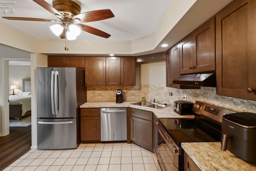 4704 Venice Heights Boulevard, Sandusky, 44870, 3 Bedrooms Bedrooms, ,2 BathroomsBathrooms,Residential,For Sale,Venice Heights,20262115