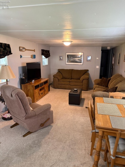 2825 Risingsun Road, Port Clinton, 43452, 1 Bedroom Bedrooms, ,1 BathroomBathrooms,Residential,For Sale,Risingsun,20262123