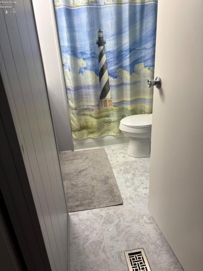2825 Risingsun Road, Port Clinton, 43452, 1 Bedroom Bedrooms, ,1 BathroomBathrooms,Residential,For Sale,Risingsun,20262123