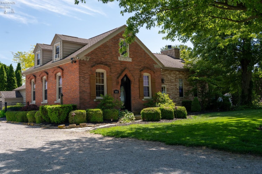 1402 Fox Road, Sandusky, 44870, 5 Bedrooms Bedrooms, ,3 BathroomsBathrooms,Residential,For Sale,Fox,20261665