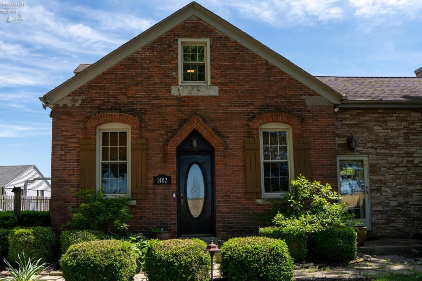1402 Fox Road, Sandusky, 44870, 5 Bedrooms Bedrooms, ,3 BathroomsBathrooms,Residential,For Sale,Fox,20261665
