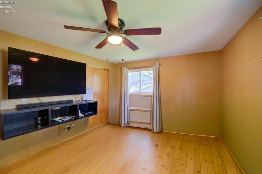 1804 44th, Lorain, 44053, 4 Bedrooms Bedrooms, ,2 BathroomsBathrooms,Residential,For Sale,44th,20261847