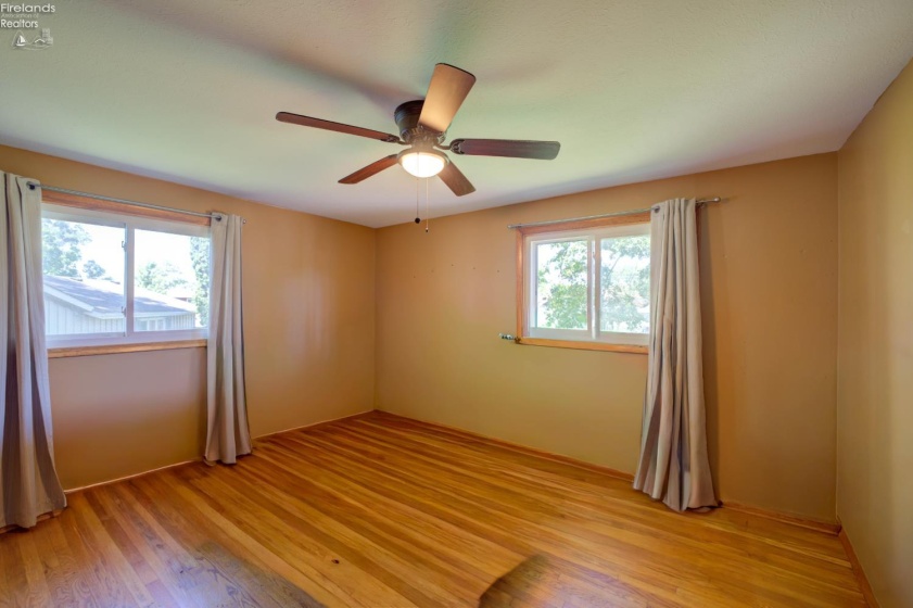 1804 44th, Lorain, 44053, 4 Bedrooms Bedrooms, ,2 BathroomsBathrooms,Residential,For Sale,44th,20261847