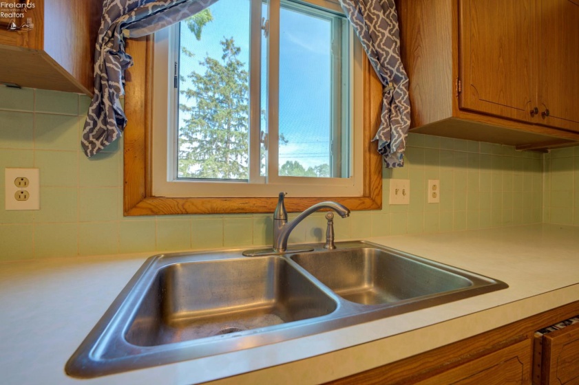 1804 44th, Lorain, 44053, 4 Bedrooms Bedrooms, ,2 BathroomsBathrooms,Residential,For Sale,44th,20261847
