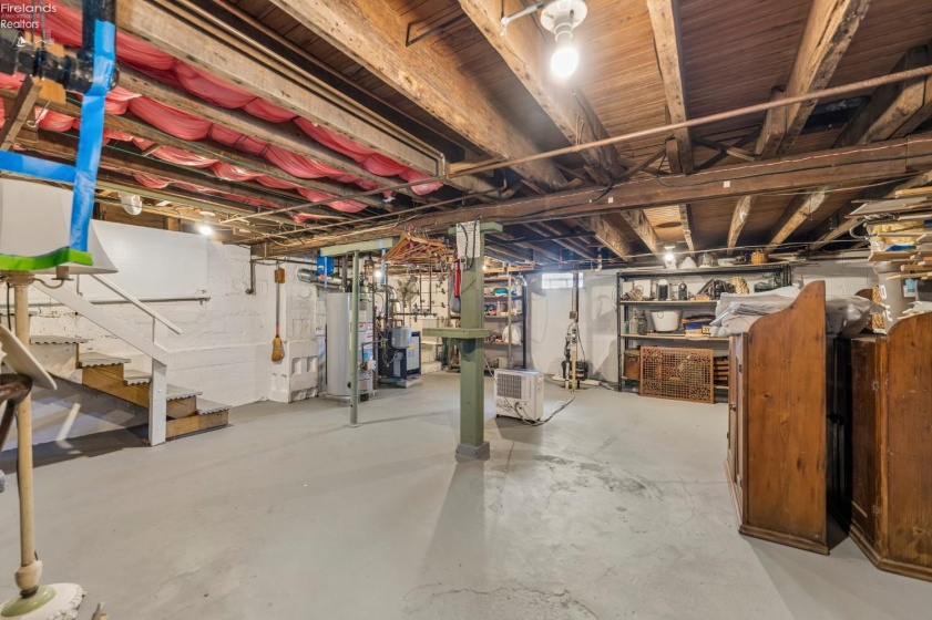 203 Ashland Avenue, Huron, 44839, 3 Bedrooms Bedrooms, ,2 BathroomsBathrooms,Residential,For Sale,Ashland,20262135