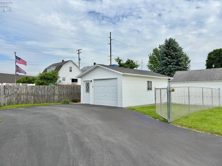 420 Moore Avenue, Bellevue, 44811, 3 Bedrooms Bedrooms, ,1 BathroomBathrooms,Residential,For Sale,Moore,20261970