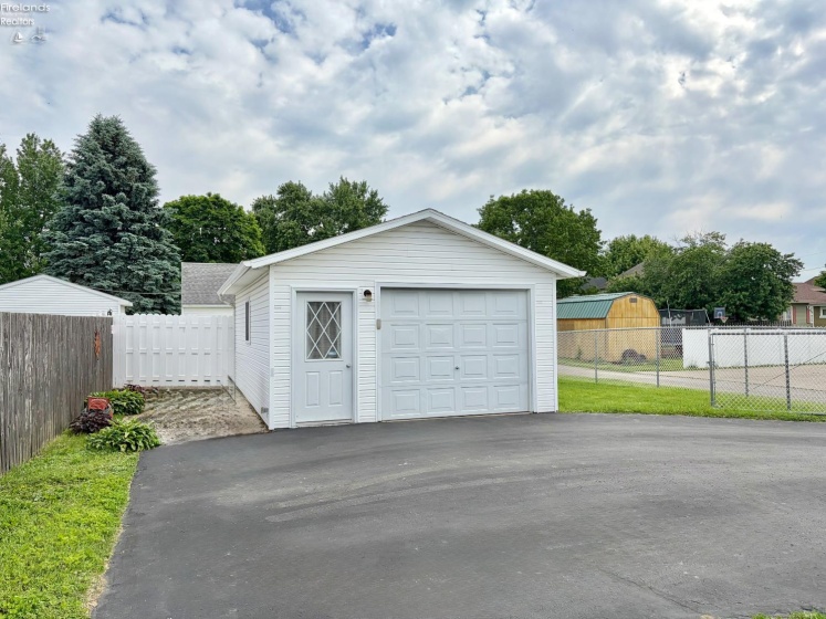 420 Moore Avenue, Bellevue, 44811, 3 Bedrooms Bedrooms, ,1 BathroomBathrooms,Residential,For Sale,Moore,20261970