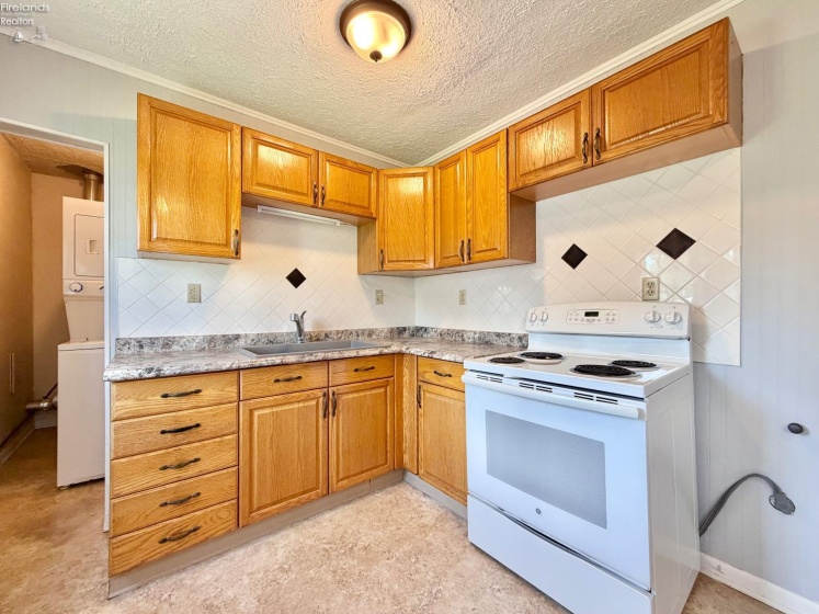 420 Moore Avenue, Bellevue, 44811, 3 Bedrooms Bedrooms, ,1 BathroomBathrooms,Residential,For Sale,Moore,20261970
