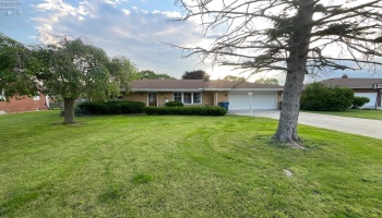 209 Parkview Drive, Walbridge, 43465, 3 Bedrooms Bedrooms, ,2 BathroomsBathrooms,Residential,For Sale,Parkview Drive,20261987