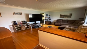 209 Parkview Drive, Walbridge, 43465, 3 Bedrooms Bedrooms, ,2 BathroomsBathrooms,Residential,For Sale,Parkview Drive,20261987