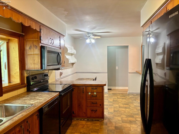1938 Glen Springs Drive, Fremont, 43420, 3 Bedrooms Bedrooms, ,1 BathroomBathrooms,Residential,For Sale,Glen Springs,20262022