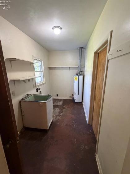 527 Washington Avenue, Huron, 44839, 3 Bedrooms Bedrooms, ,1 BathroomBathrooms,Residential,For Sale,Washington,20262051