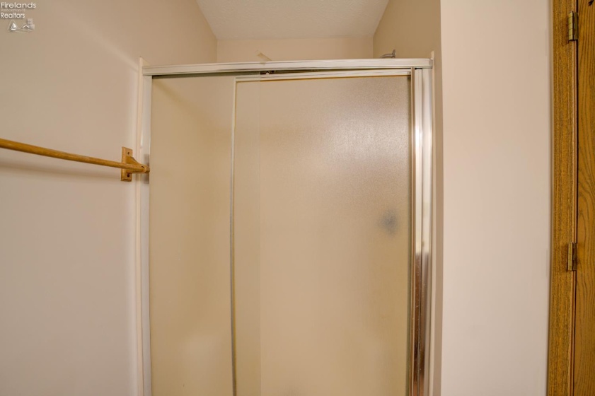 212 Crestwood, Willard, 44890, 2 Bedrooms Bedrooms, ,2 BathroomsBathrooms,Residential,For Sale,Crestwood,20262137