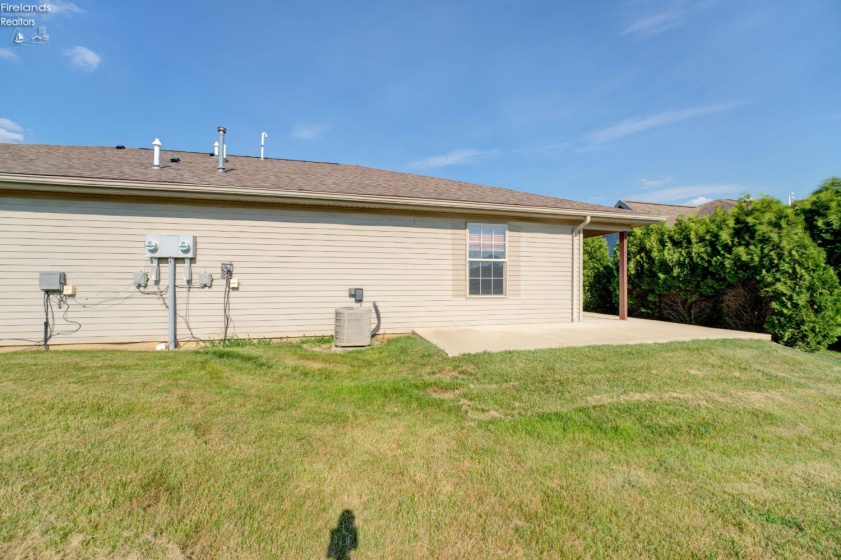 212 Crestwood, Willard, 44890, 2 Bedrooms Bedrooms, ,2 BathroomsBathrooms,Residential,For Sale,Crestwood,20262137