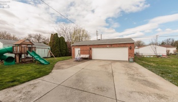 2121 Putnam Street, Sandusky, 44870, 4 Bedrooms Bedrooms, ,2 BathroomsBathrooms,Residential,For Sale,Putnam,20262129 2121 Putnam Street, Sandusky, 44870, 4 Bedrooms Bedrooms, ,2 BathroomsBathrooms,Residential,For Sale,Putnam,20262129