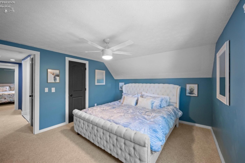 4690 Johnson Avenue, Port Clinton, 43452, 4 Bedrooms Bedrooms, ,3 BathroomsBathrooms,Residential,For Sale,Johnson,20262153