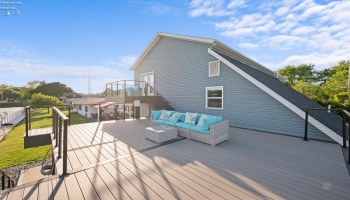 4690 Johnson Avenue, Port Clinton, 43452, 4 Bedrooms Bedrooms, ,3 BathroomsBathrooms,Residential,For Sale,Johnson,20262153