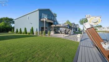 4690 Johnson Avenue, Port Clinton, 43452, 4 Bedrooms Bedrooms, ,3 BathroomsBathrooms,Residential,For Sale,Johnson,20262153