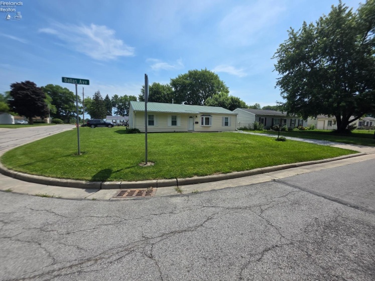 5002 Dallas Avenue, Sandusky, 44870, 3 Bedrooms Bedrooms, ,1 BathroomBathrooms,Residential,For Sale,Dallas,20262162
