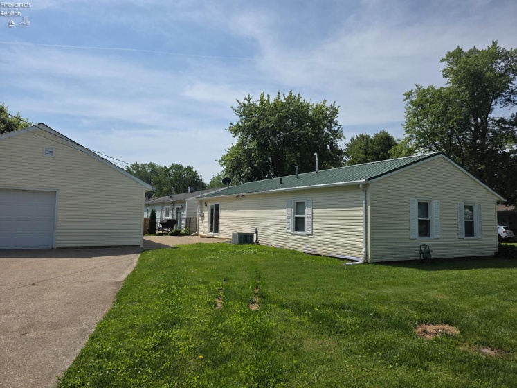 5002 Dallas Avenue, Sandusky, 44870, 3 Bedrooms Bedrooms, ,1 BathroomBathrooms,Residential,For Sale,Dallas,20262162