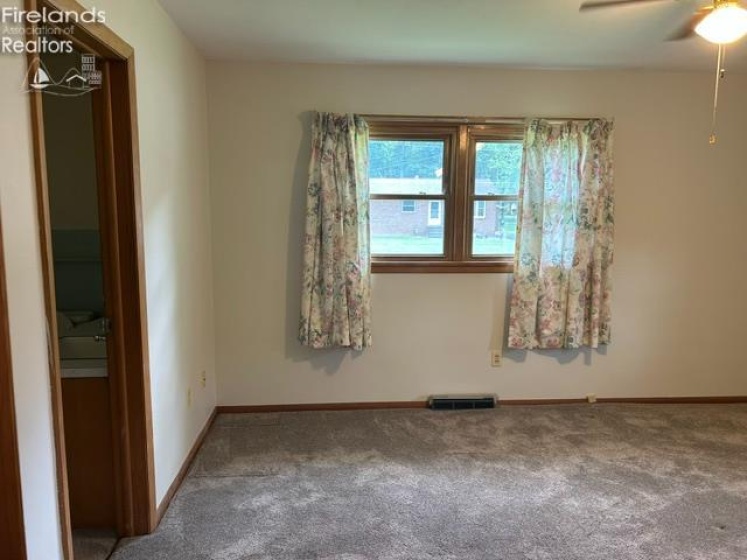 67 Harris Avenue, Norwalk, 44857, 3 Bedrooms Bedrooms, ,2 BathroomsBathrooms,Residential,For Sale,Harris,20262161