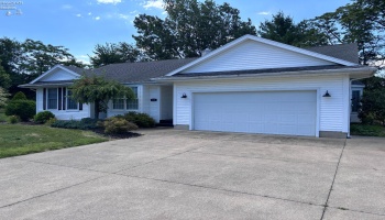 110 Roth Court, Bellevue, 44811, 3 Bedrooms Bedrooms, ,2 BathroomsBathrooms,Residential,For Sale,Roth,20262168