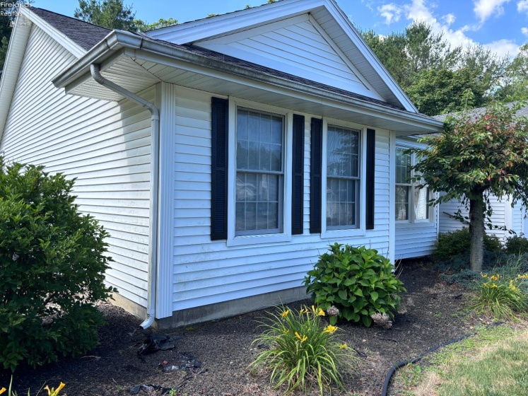 110 Roth Court, Bellevue, 44811, 3 Bedrooms Bedrooms, ,2 BathroomsBathrooms,Residential,For Sale,Roth,20262168